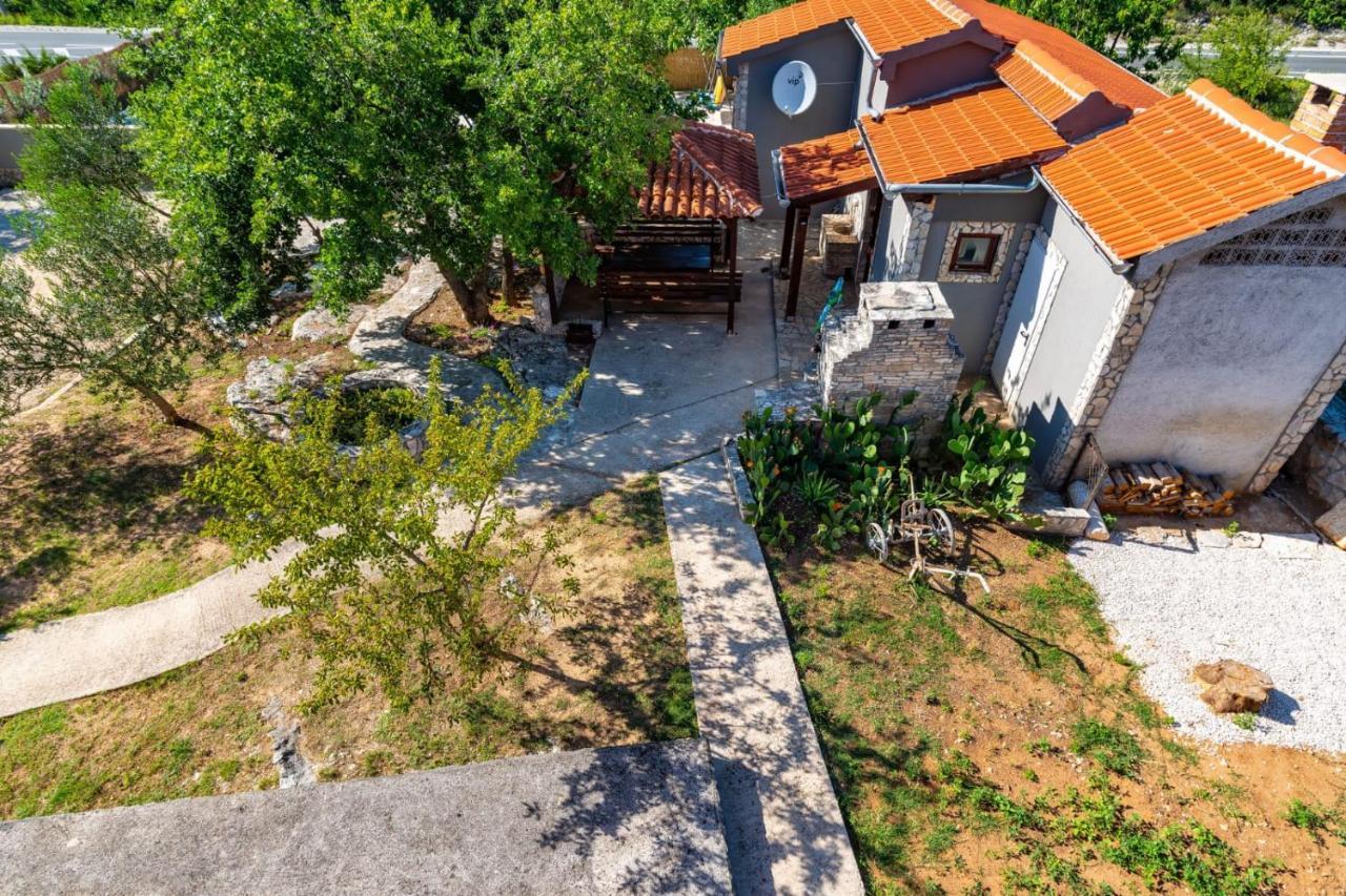 Villa Eagle Бенковац Екстериор снимка