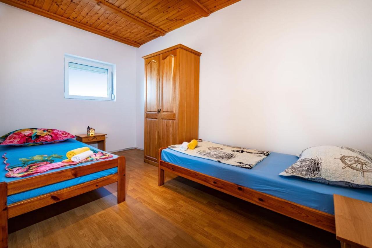 Villa Eagle Бенковац Екстериор снимка