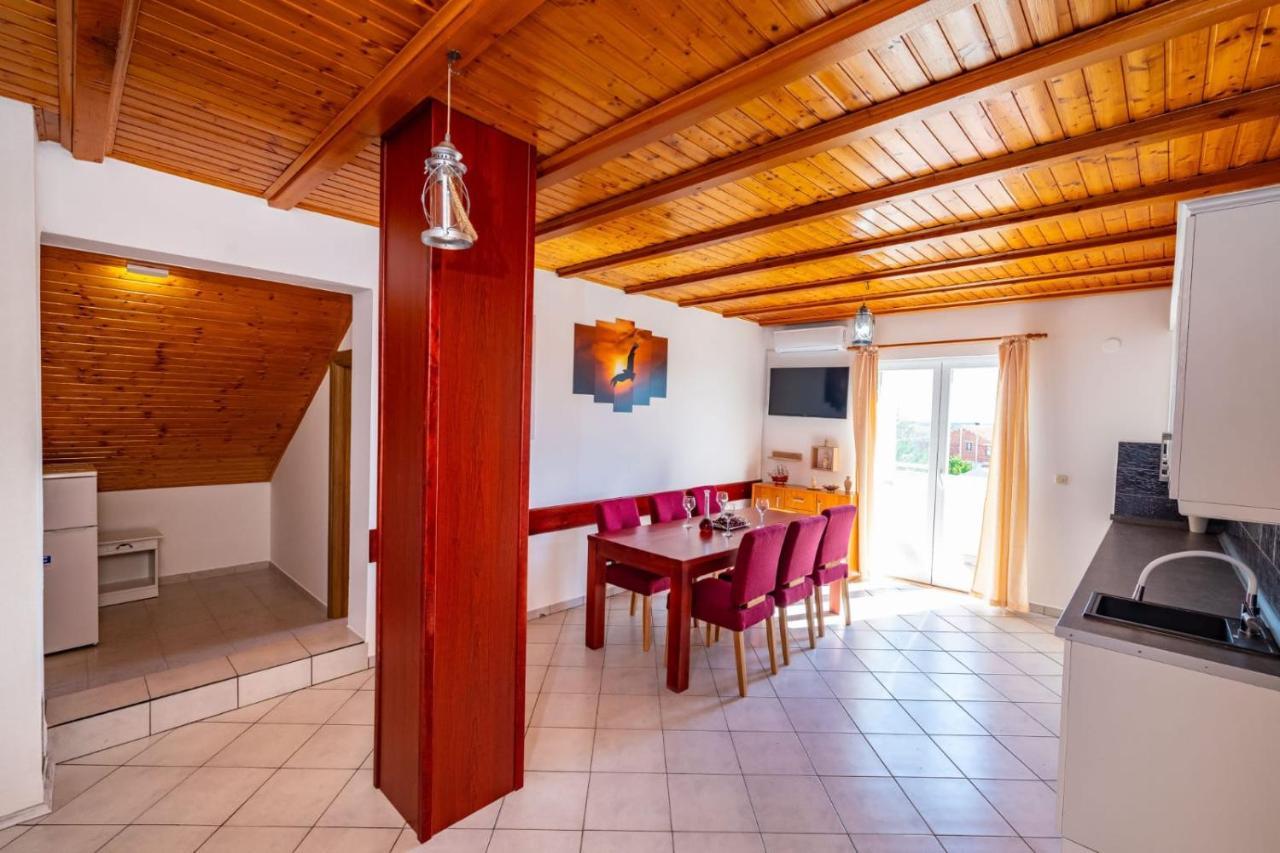 Villa Eagle Бенковац Екстериор снимка
